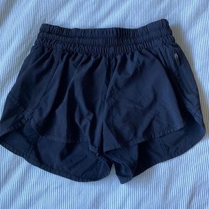 Lululemon Hotty Hot Short